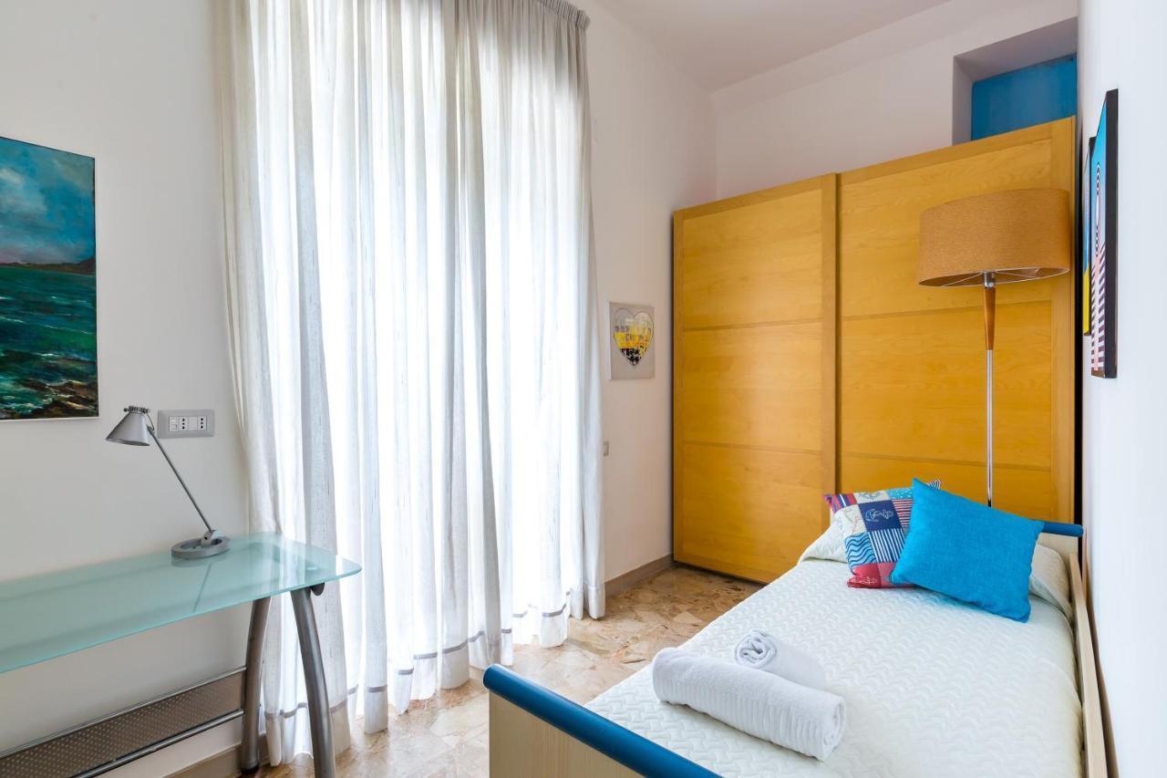 Rione Emanuele III - 4 Bedroom Apartment Neapel Exterior foto