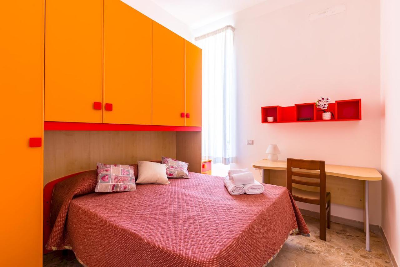 Rione Emanuele III - 4 Bedroom Apartment Neapel Exterior foto