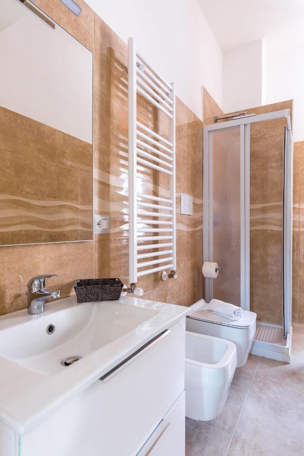 Rione Emanuele III - 4 Bedroom Apartment Neapel Exterior foto